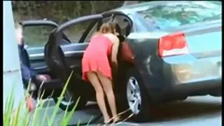 Loira Zoe Parker dá  ...