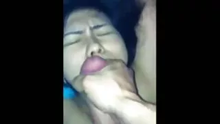 Cara com um pau mons ...